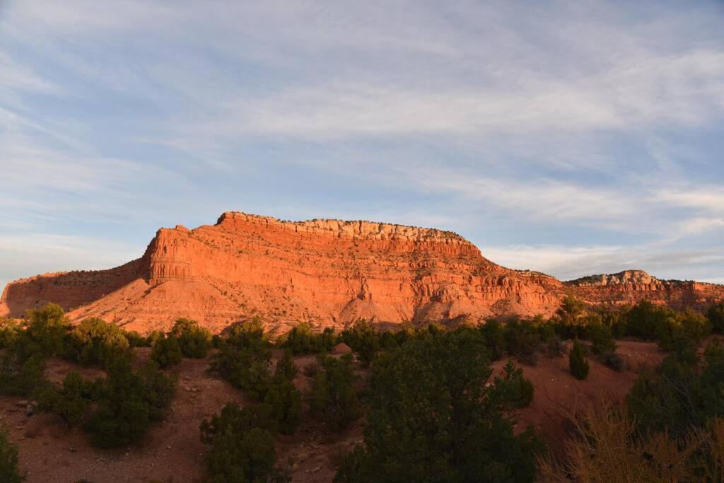 Beautiful Group Lodge With Private Pool In Kanab, Ut Exterior photo